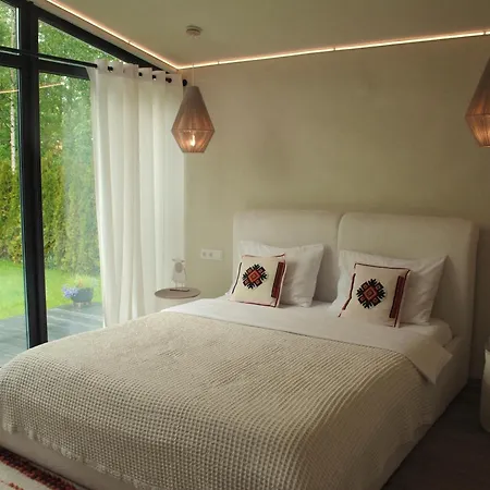 Appartamento Richkas з чаном-джакузі *